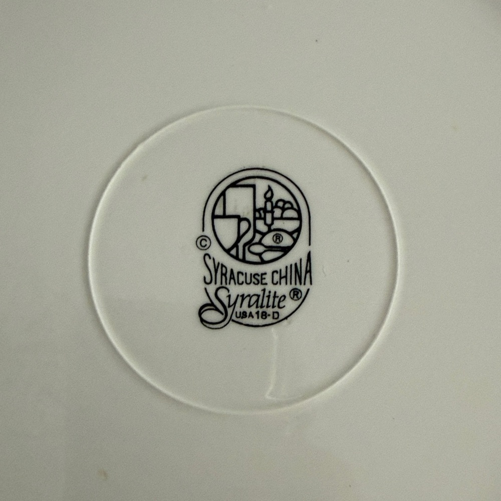 Syracuse China Broadmoor Hotel Green and White Decorative Golf Chop Plate - Picture 4 of 6